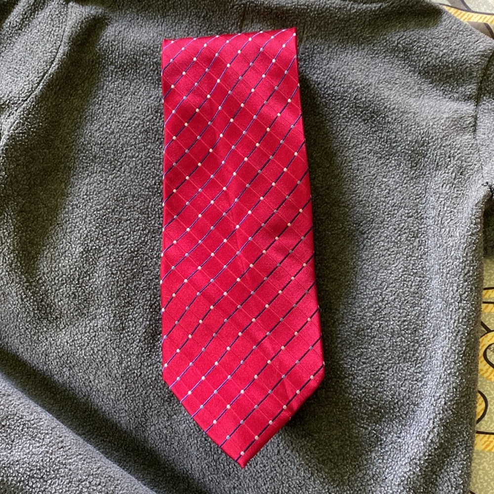 Geoffrey Beene Extra Long Neck Tie